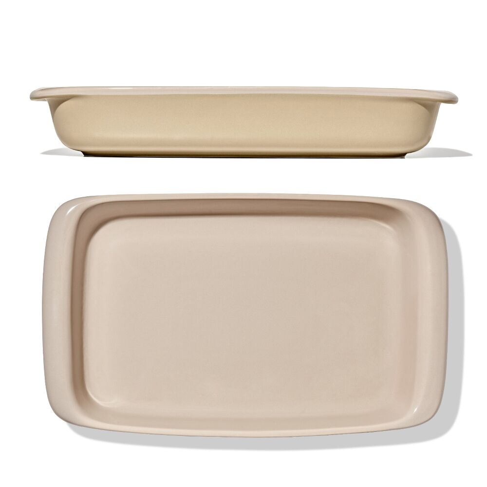 3 Qt Rectangular Stoneware Baking Dish F8