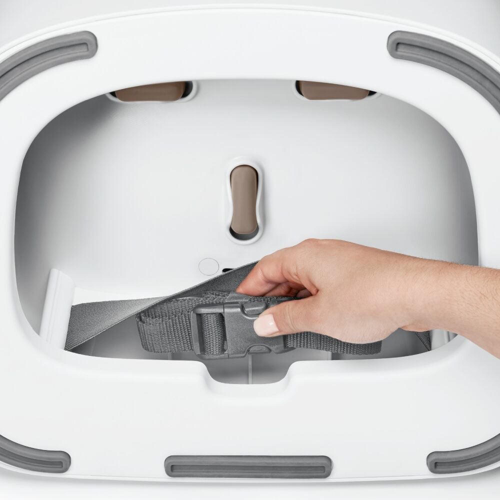 Nest Booster Seat with Removable Cushion N4