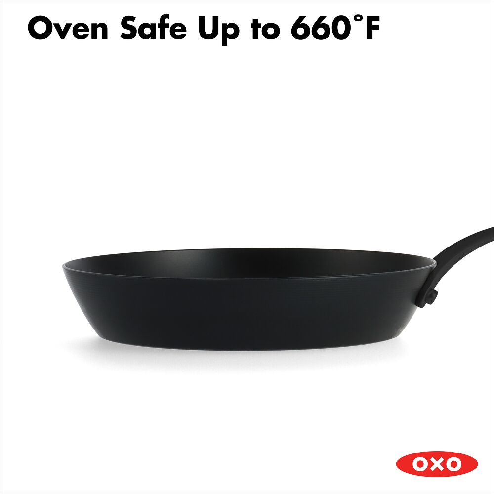 Carbon Steel Obsidian Series 8-Inch Frypan with Silicone Sleeve Y4