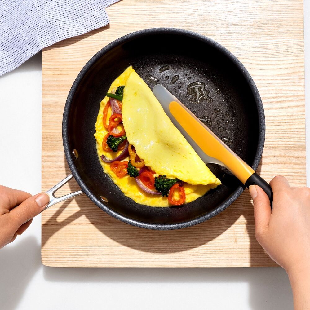 Small Flip & Fold Omelet Turner P0