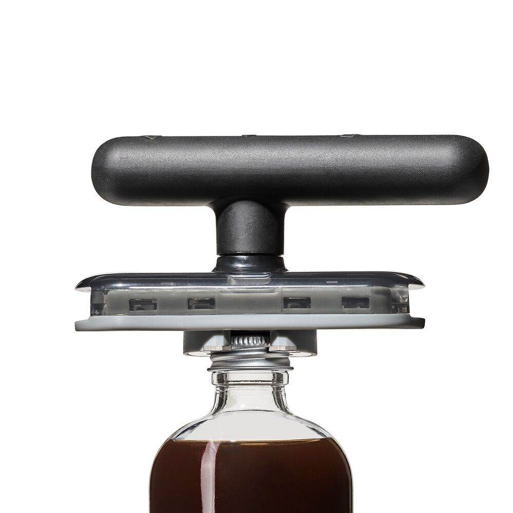 Twisting Jar Opener With Basepad W3
