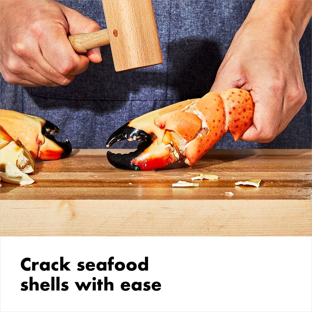 Wooden Seafood Mallet S1