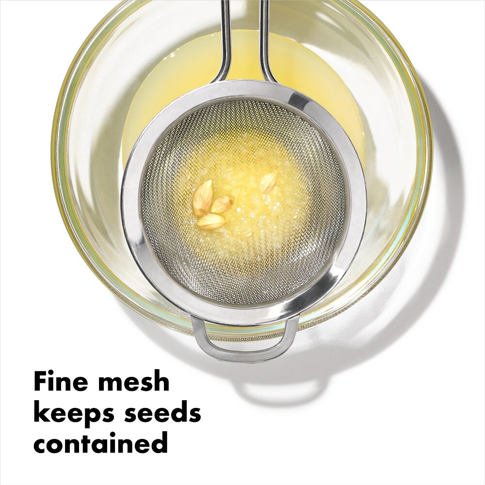 OXO Good Grips 3 in./7.6 cm Mini Strainer Q0