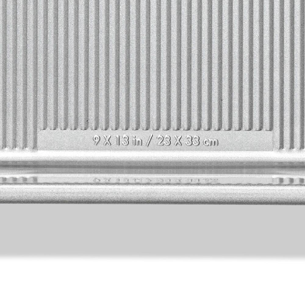 Non-Stick Pro Clear Coated 9 In x 13 In Cake Pan D3