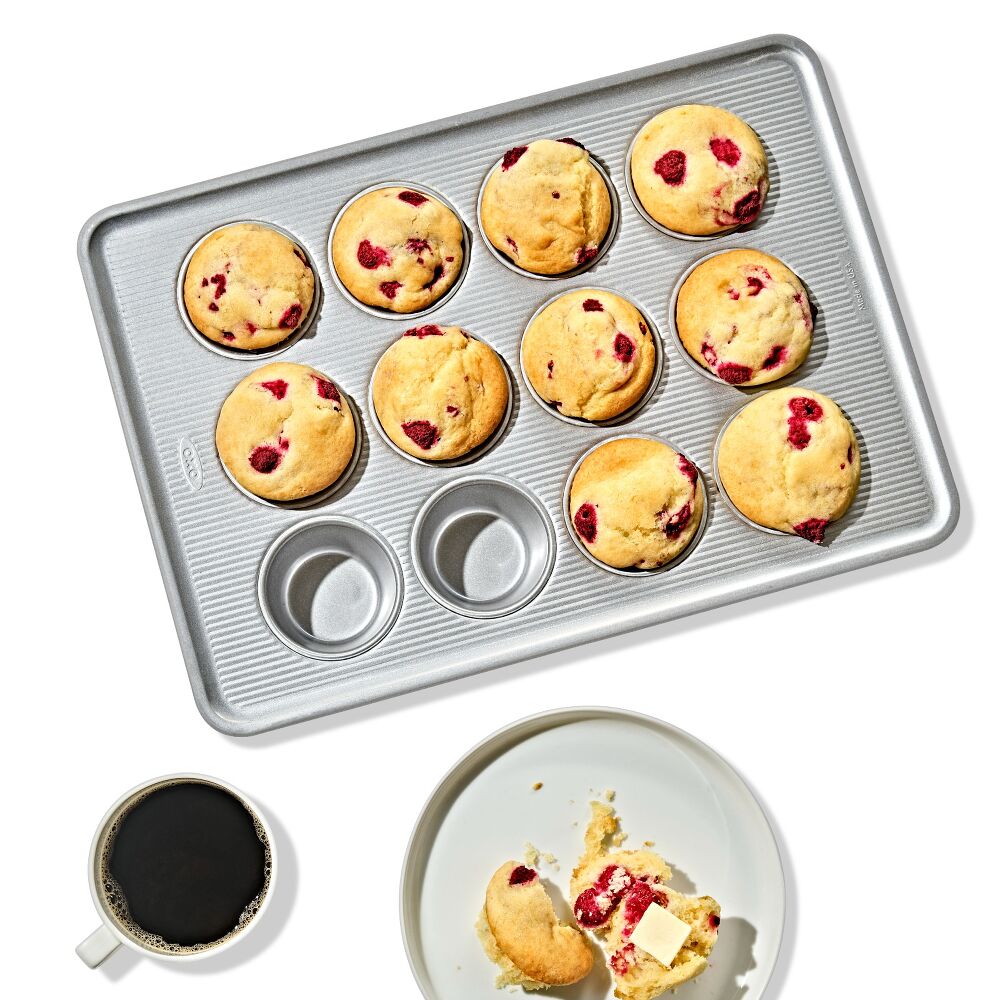 Nonstick Pro Clear Coated 12 Cup Muffin Pan M7