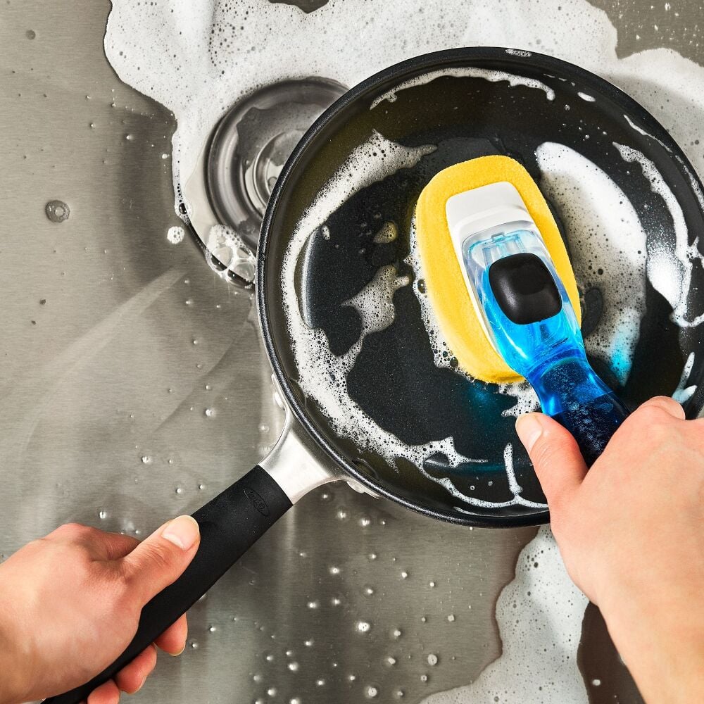 Soap Dispensing Dish Sponge M6