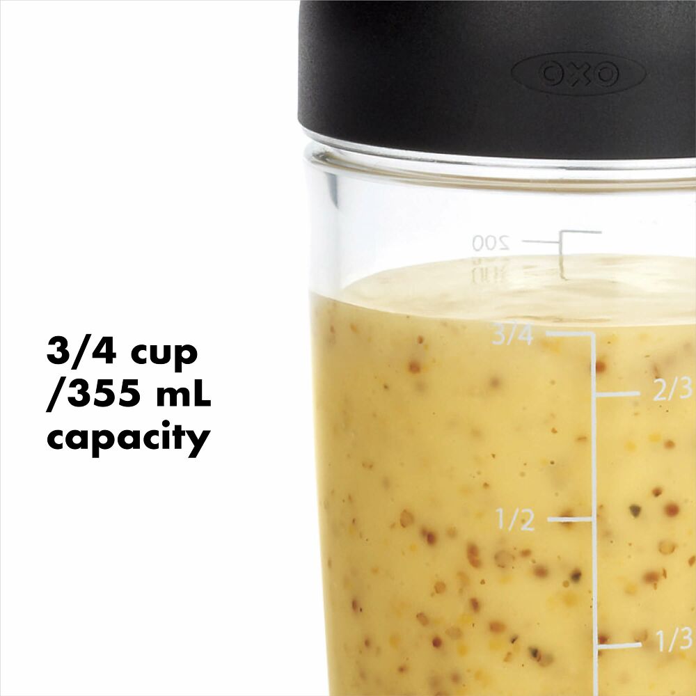 Little Salad Dressing Shaker U9