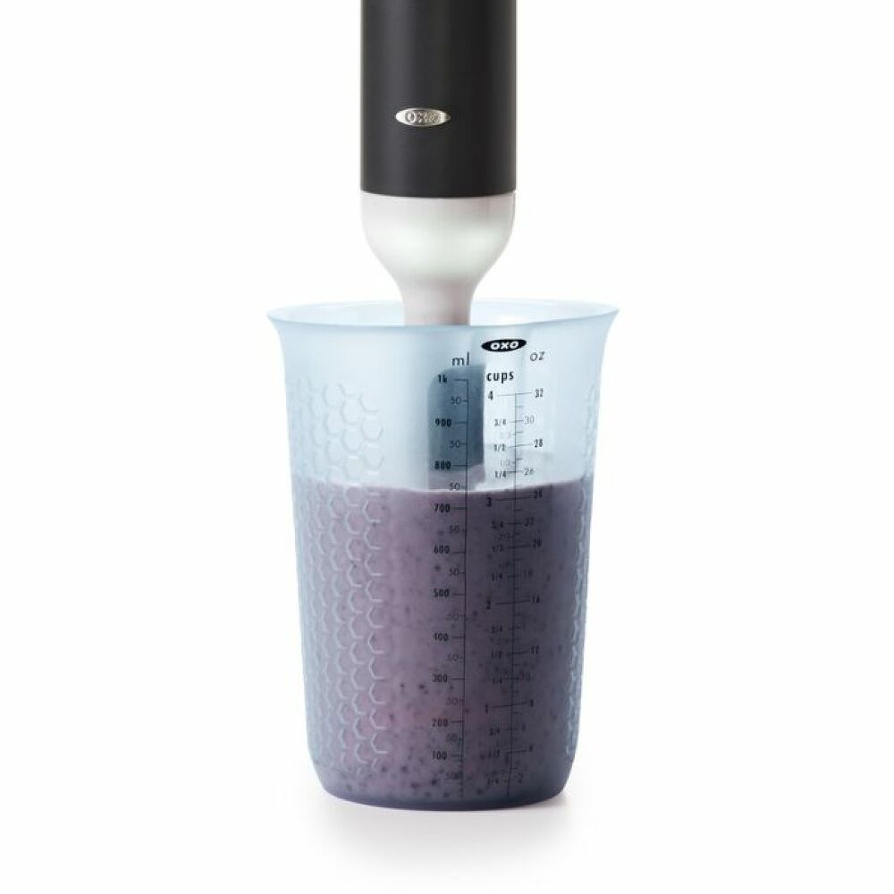 4 Cup Squeeze & Pour Measuring Cup A4