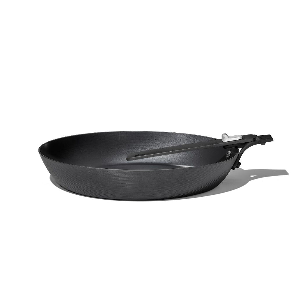 Carbon Steel With Removable Handle 10in Pan G5