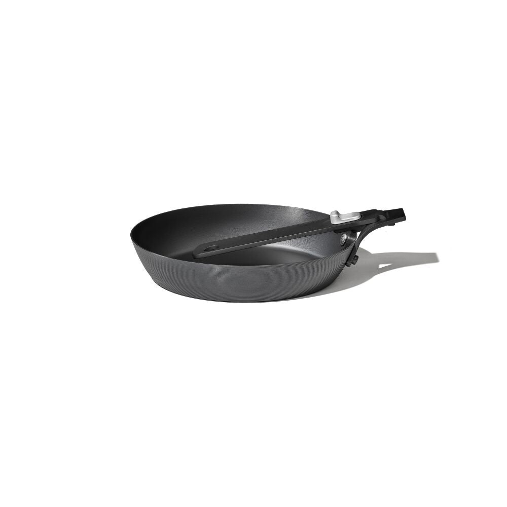 Carbon Steel With Removable Handle 8in Pan A3