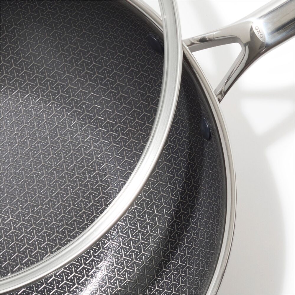 Trident Hybrid Non-Stick Stainless Steel 5 Qt Wok with Lid U6