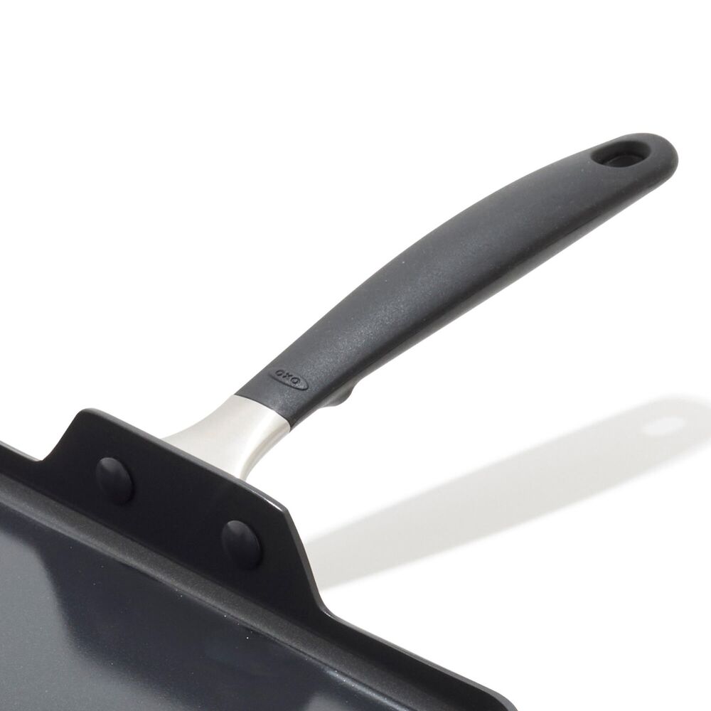 OXO Stainless Steel Everyday 11 in Square Griddle Z8