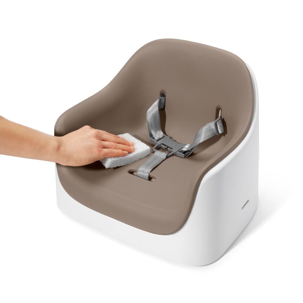 Nest Booster Seat with Removable Cushion N4