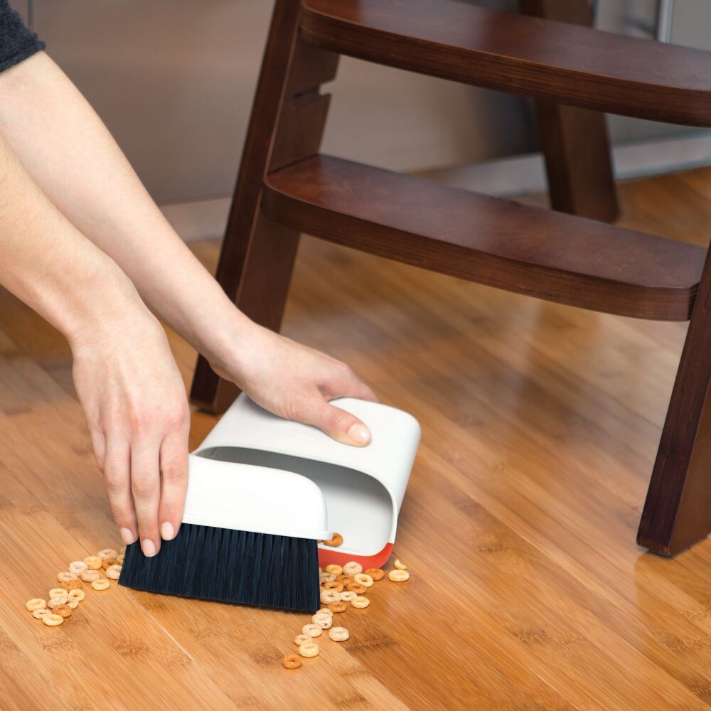 Compact Dustpan & Brush Set R2