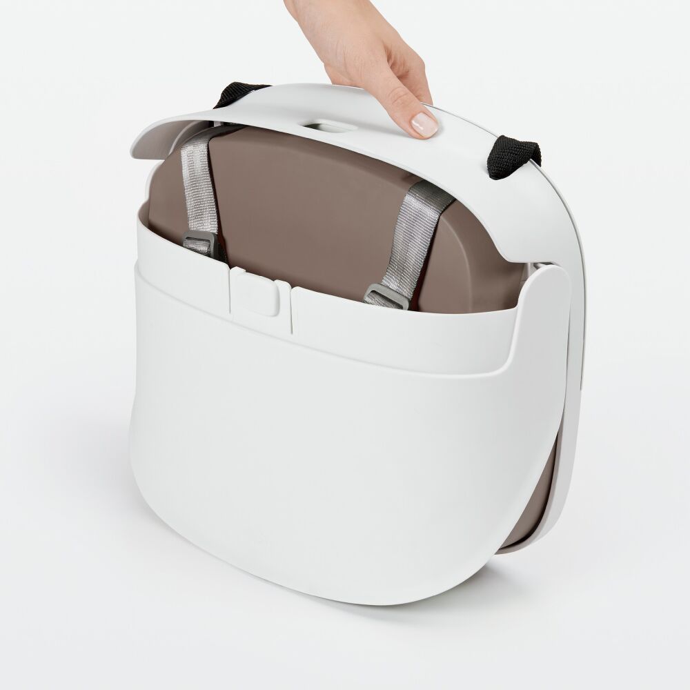 Perch Booster Seat with Straps O3