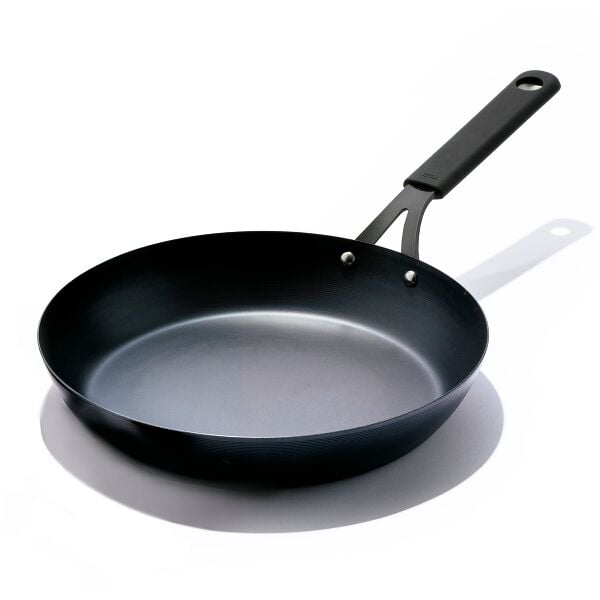OXO Carbon Steel Obsidian Series 12-Inch Frypan with Silicone Sleeve L4