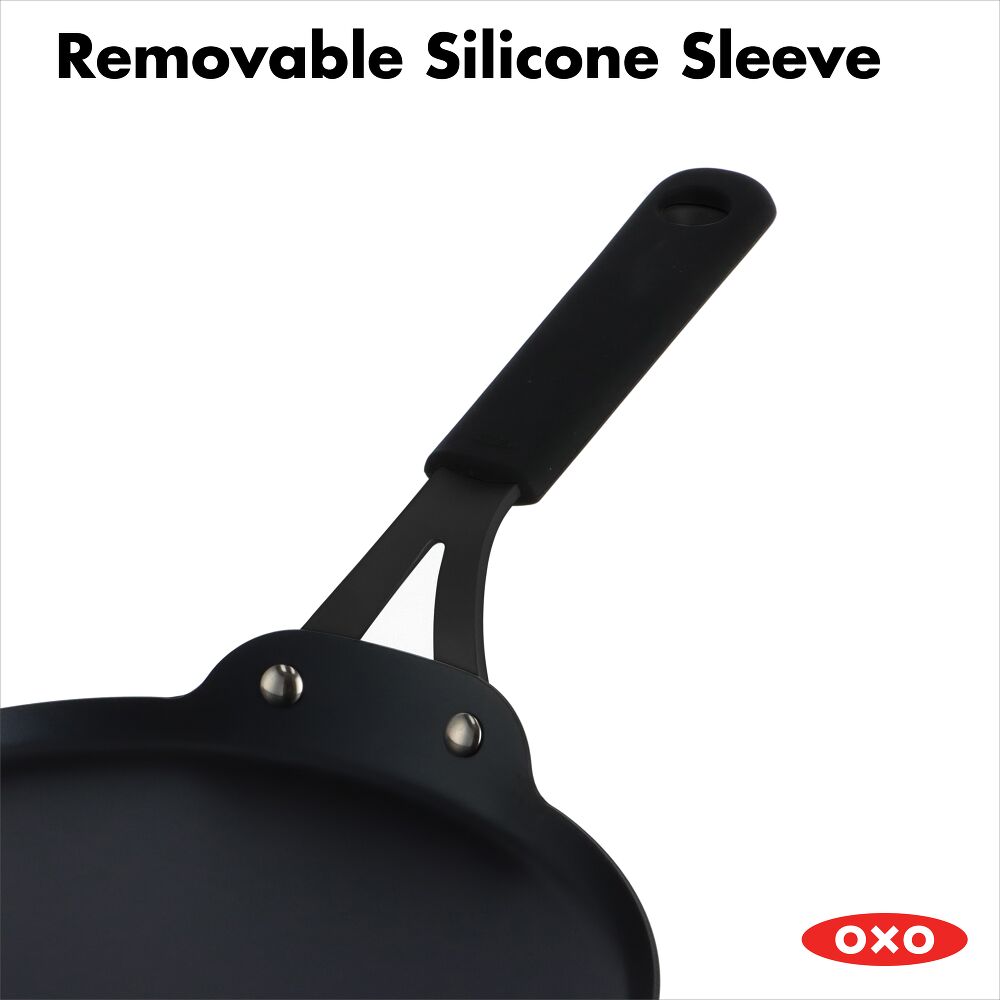 Obsidian Carbon Steel 10-Inch Crêpe Pan with Silicone Sleeve D3