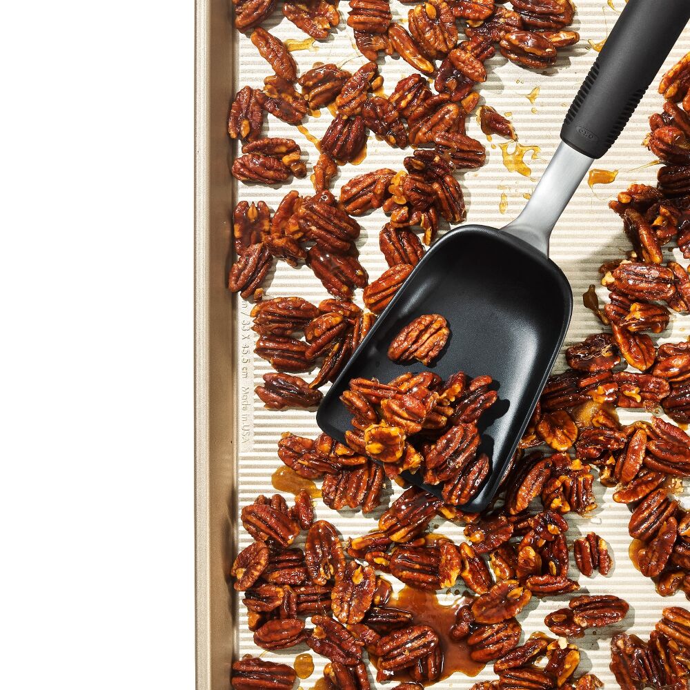 Sheet Pan Scoop M6
