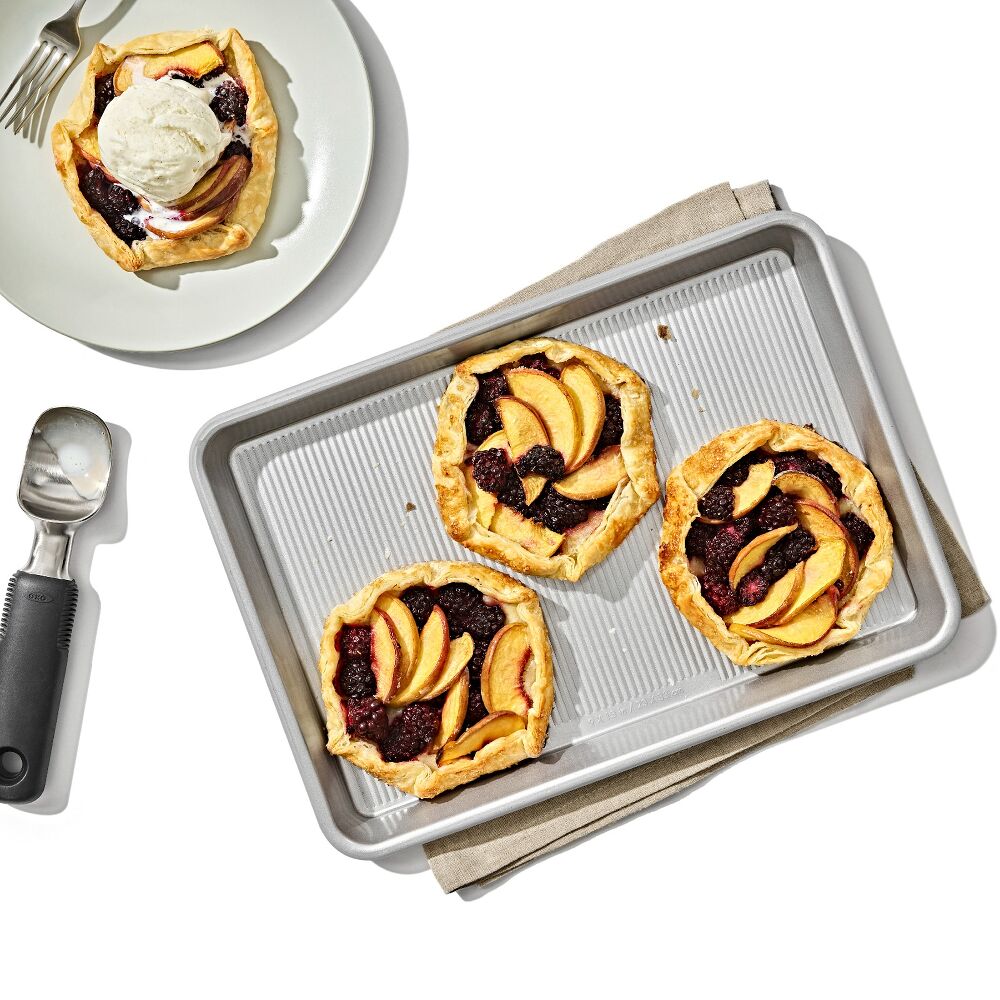 Non-Stick Pro Clear Coated Quarter Sheet Pan M3