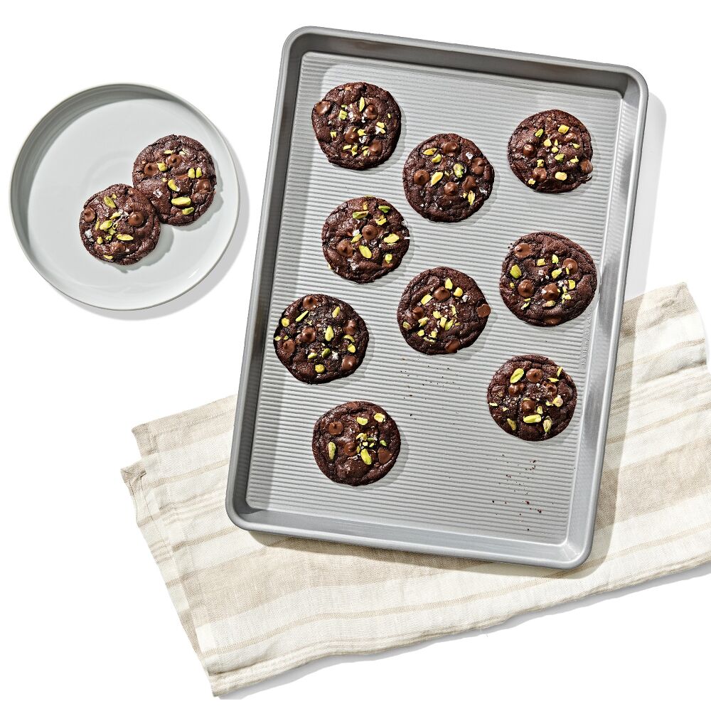 Non-Stick Pro Clear Coated Half Sheet Pan T2