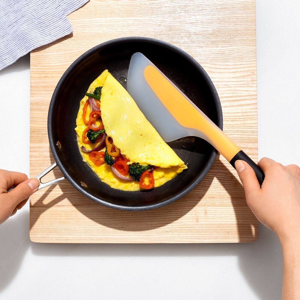 Flip & Fold Omelet Turner K6