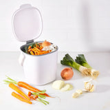 Easy-Clean Compost Bin - 0.75 Gal C8