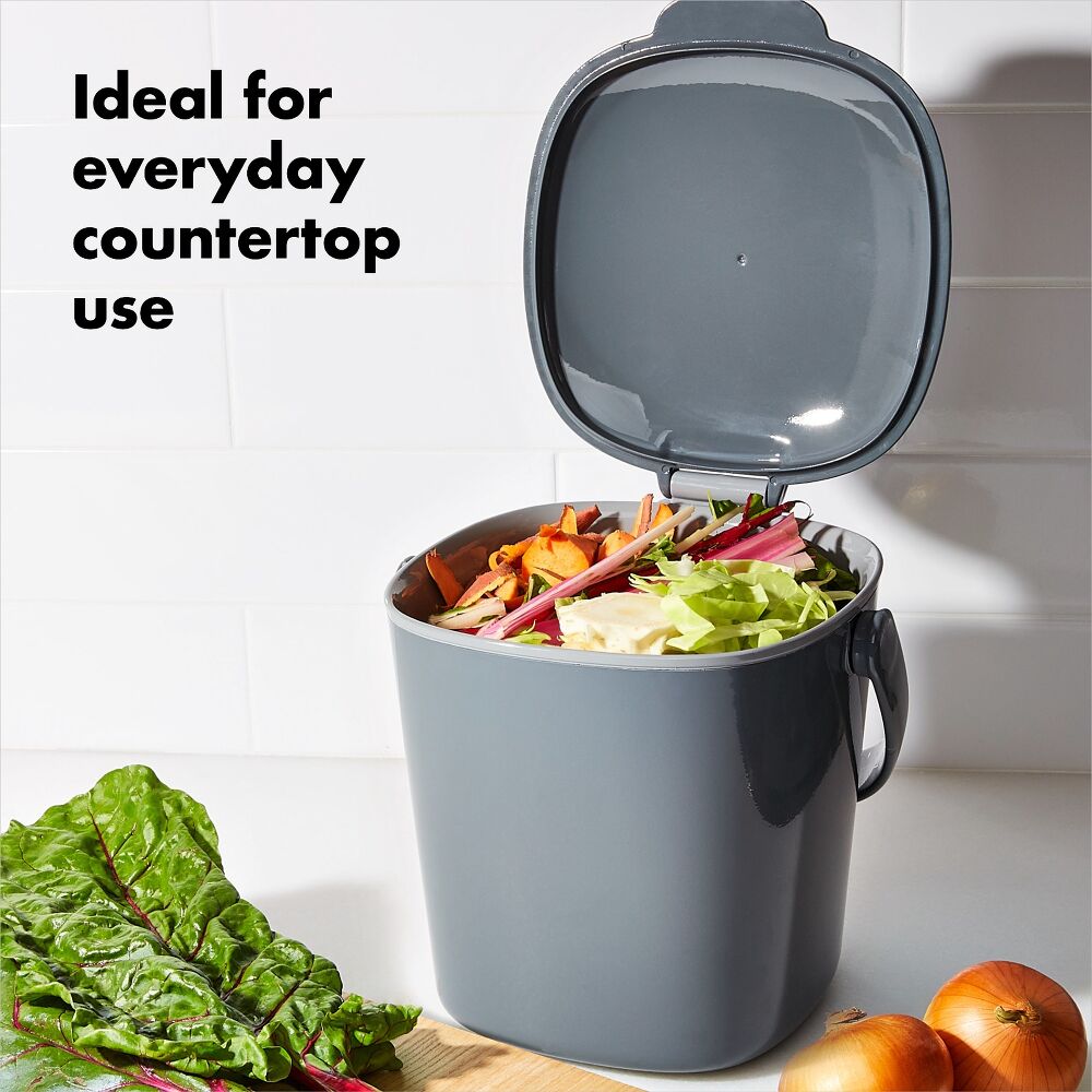 Easy-Clean Compost Bin - 0.75 Gal C8