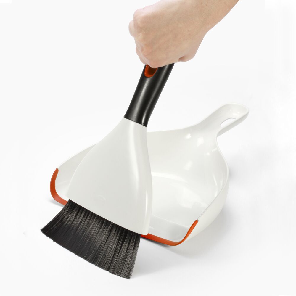 Dustpan & Brush Set Y6