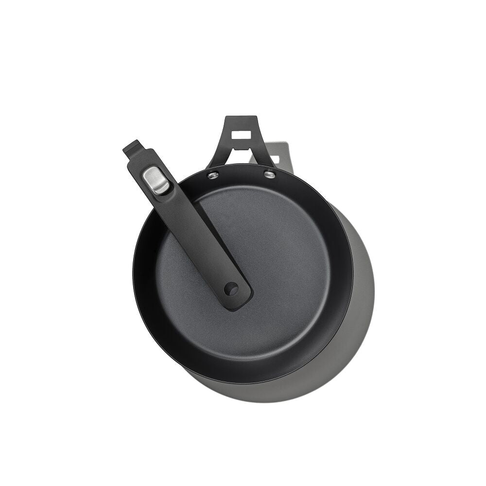 Carbon Steel With Removable Handle 8in Pan M3