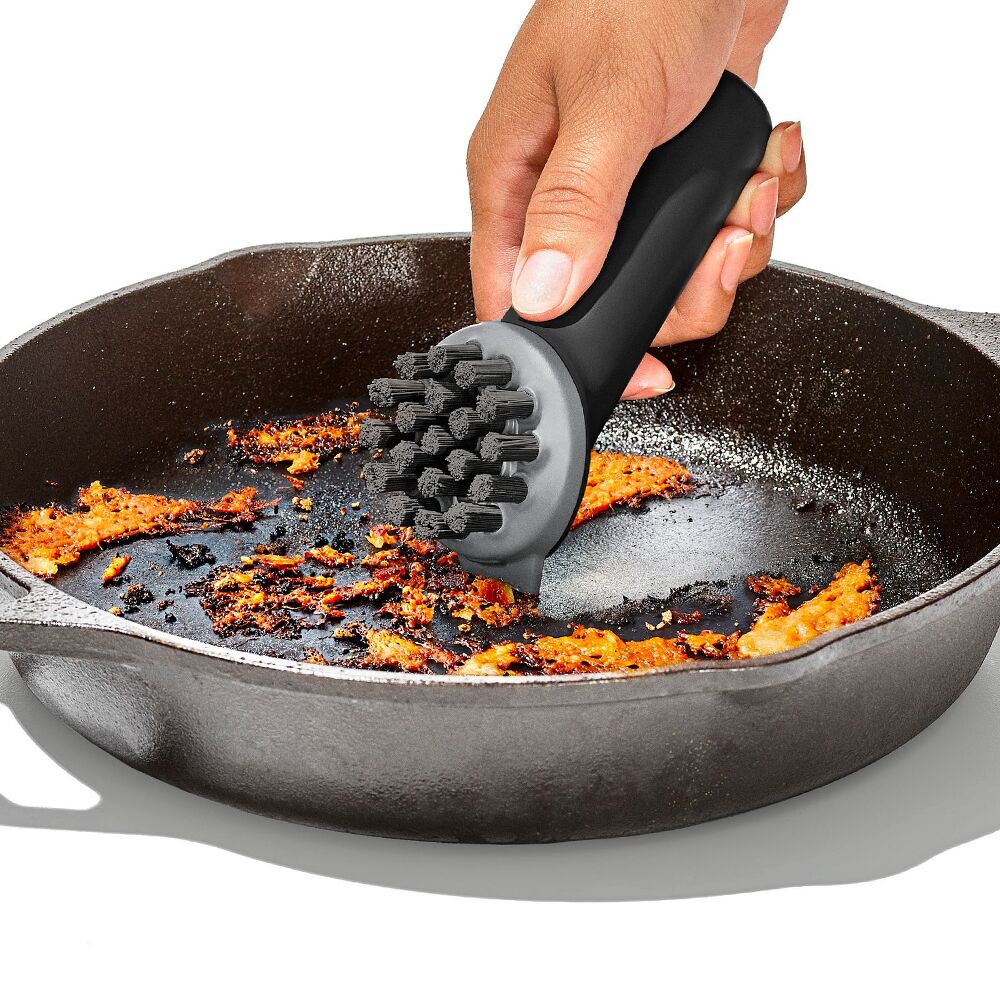 Cast Iron Brush N4