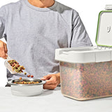 OXO Pet Airtight Food Container with Scoop — Small D0